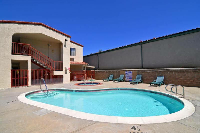 Econo Lodge Castro Valley I-580 Kültér fotó